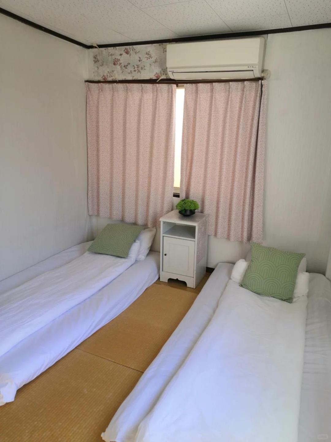 Nippori Nishi-tengachaya Guesthouse西天下茶屋アパートメント Ōsaka