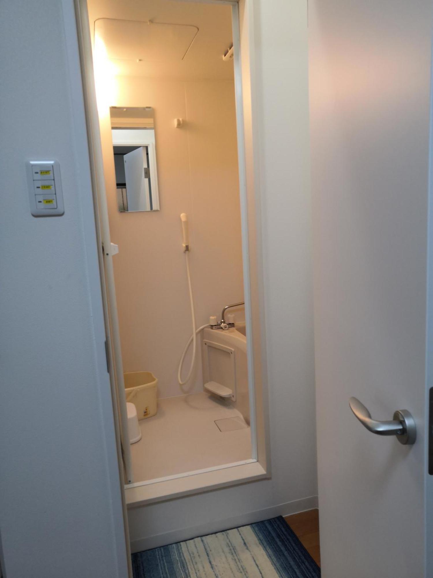 Nippori Nishi-tengachaya Guesthouse西天下茶屋アパートメント Appart hôtel Ōsaka