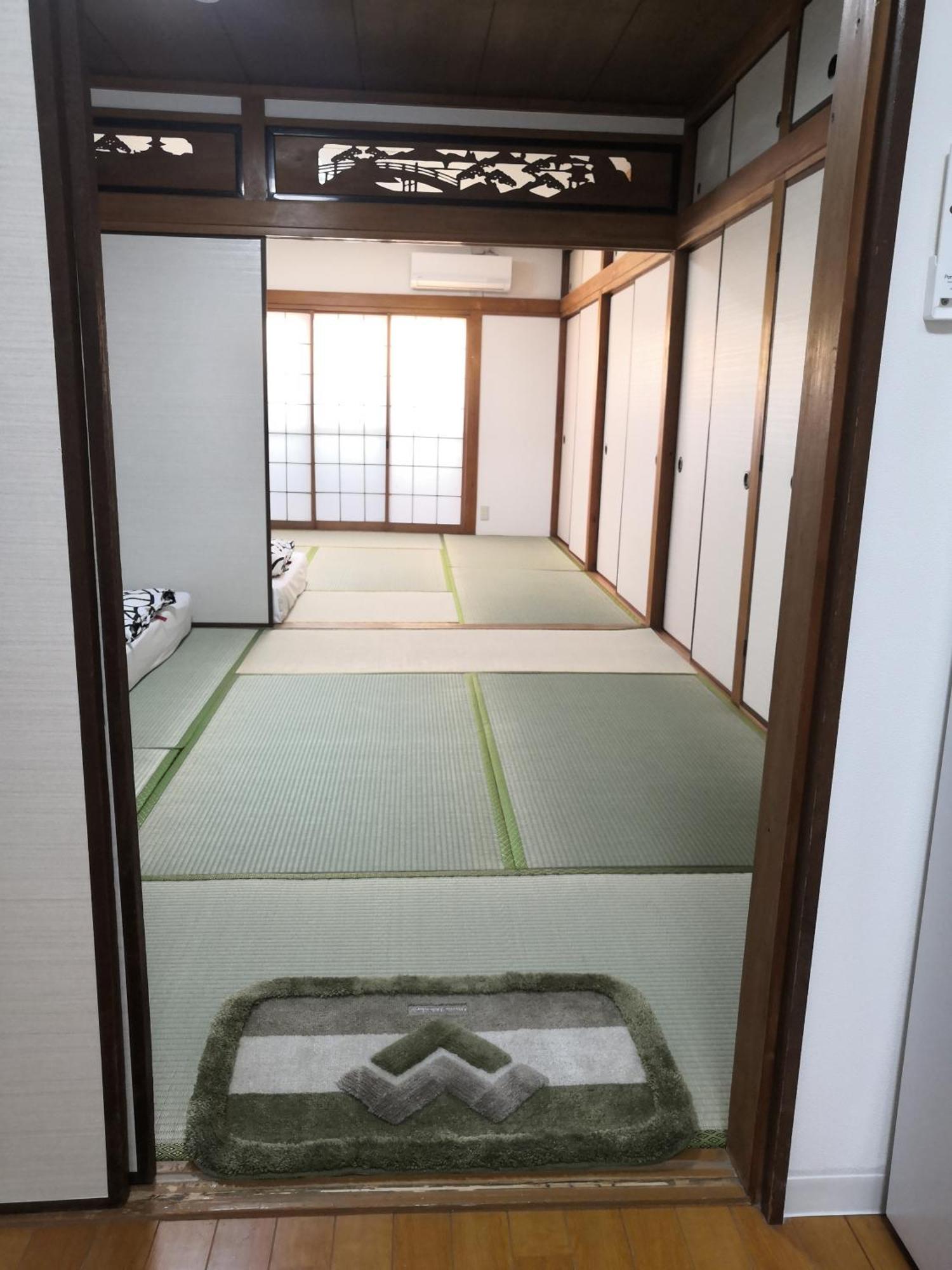 Appart hôtel Nippori Nishi-tengachaya Guesthouse西天下茶屋アパートメント Ōsaka